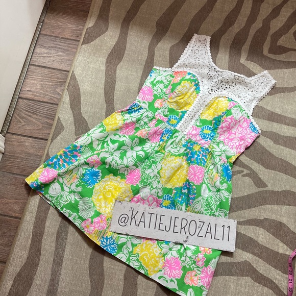 Lilly Pulitzer Dresses & Skirts - Lilly Pulitzer size 14 dress 👒*